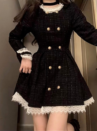 法式复古赫本风黑色连衣裙女秋冬小众设计感拼接收腰显瘦气质裙子