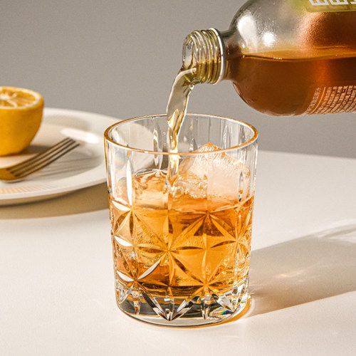进口PC洋酒杯耐摔可叠罗透明杯