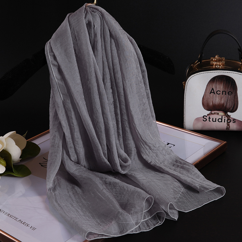 高级感长方形真丝围巾正品桑蚕丝丝巾杭州丝绸纱巾春秋冬季浅灰色