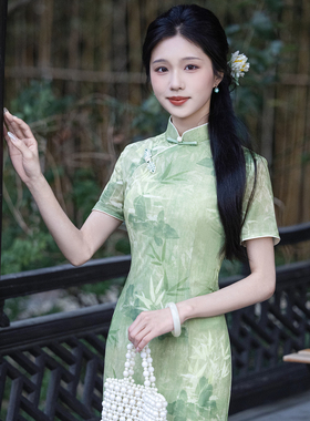 南风知绿色旗袍2026新款高考送考新中式改良夏年轻女修身日常可穿