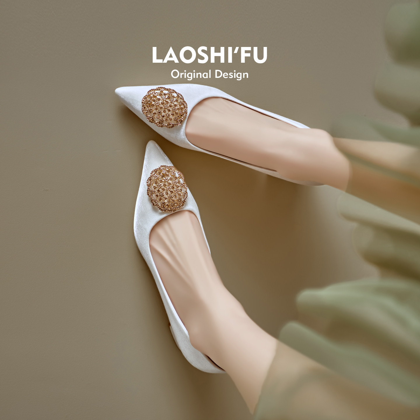 羊皮版~法式尖头金属粗跟单鞋女2026新款不累脚高跟浅口伴娘婚鞋