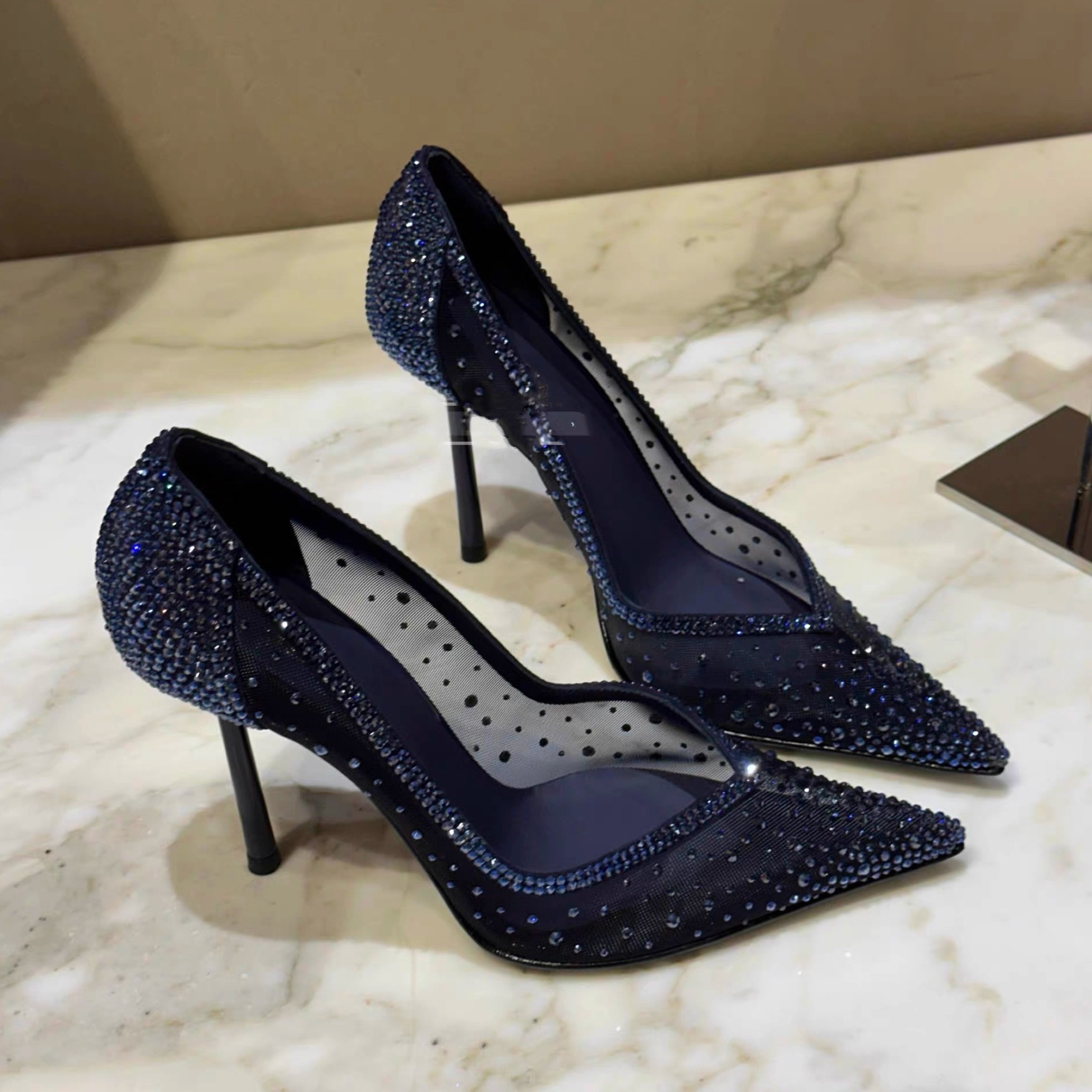 蓝色不灵不灵水钻高跟鞋