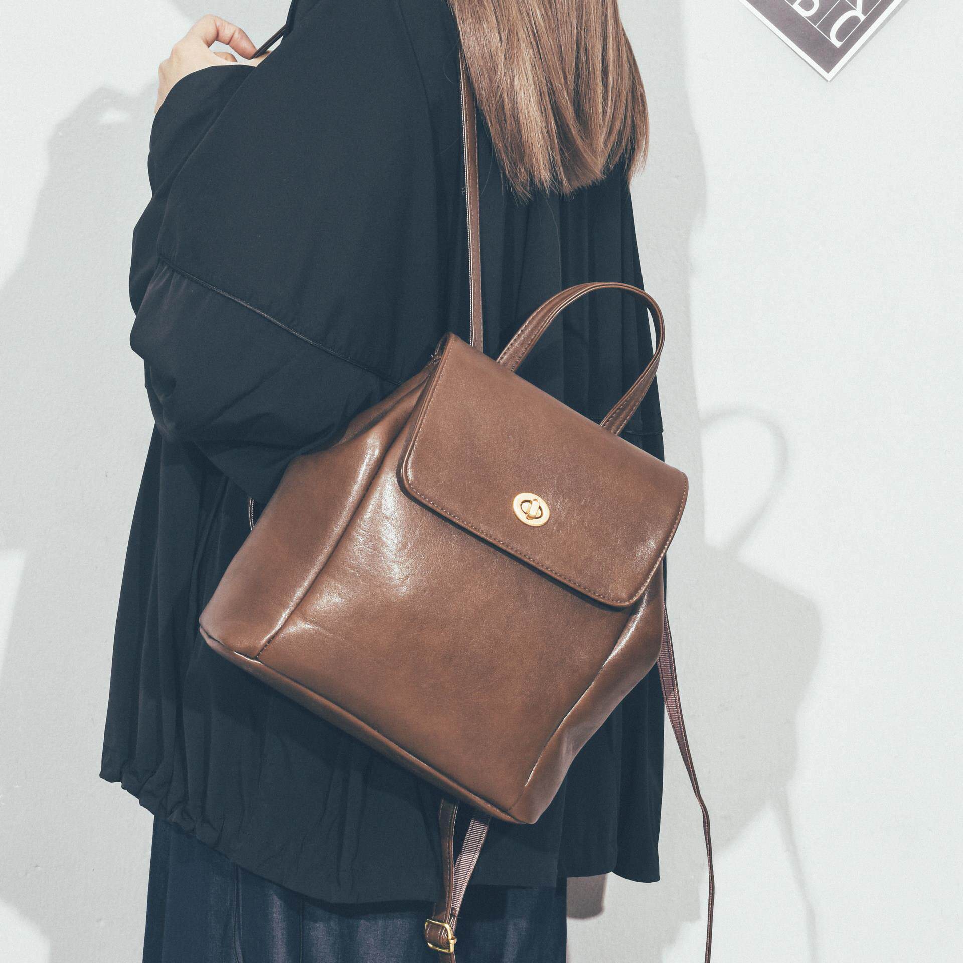 Daben Widod复古皮质小双肩包女新款大容量百搭上班通勤旅游背包