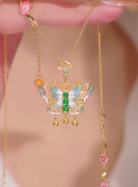 新款双翼蝴蝶项链女款轻奢小众高级感锁骨链百搭桃花毛衣链配饰品