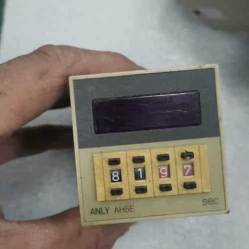 台湾安良限时继电器ANLYAH5E-4DDC24V拆