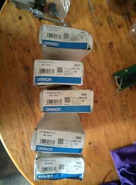 欧姆龙行程开关WLCA12-2-Q