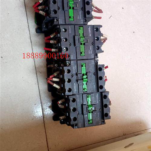 施耐德LC1E40接触器5个,每个60元