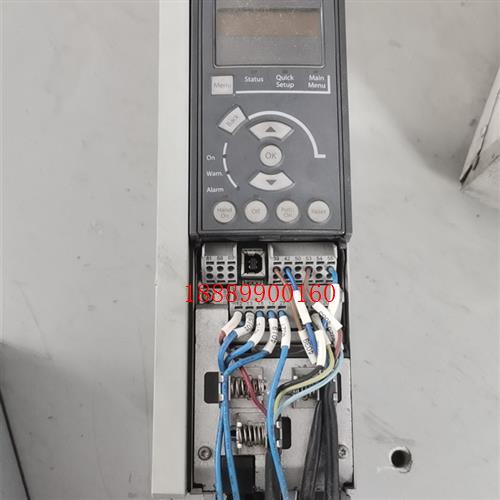 FC-301P2K2T4E20H2XNCXXXS实物图包好