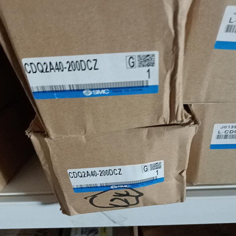 SmC气缸CDQ2A40-200DCZ,L-CD(询价）
