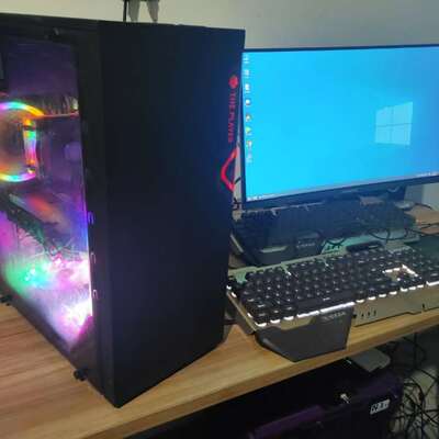 游戏主机英特尔i710700k16g镁光2666hz