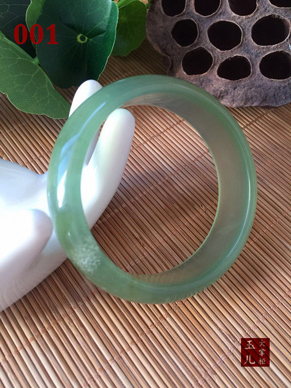 岫玉手镯新品绿色冰透飘花玉镯优质手饰品女天然玉石镯子配饰礼物