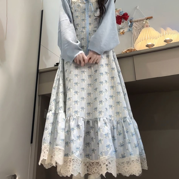 温柔风收腰显瘦娃娃领碎花连衣裙搭配蓝色开衫披肩套装女怎么样