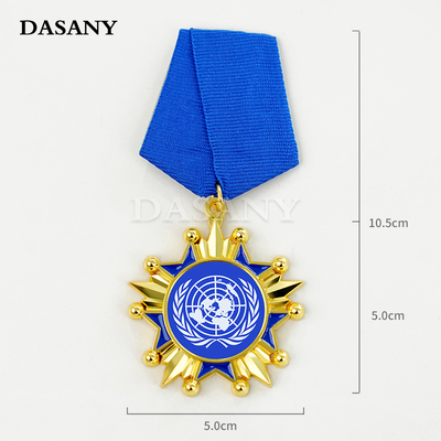 维和胸章联合国维和胸针和平胸针维和者胸牌定制