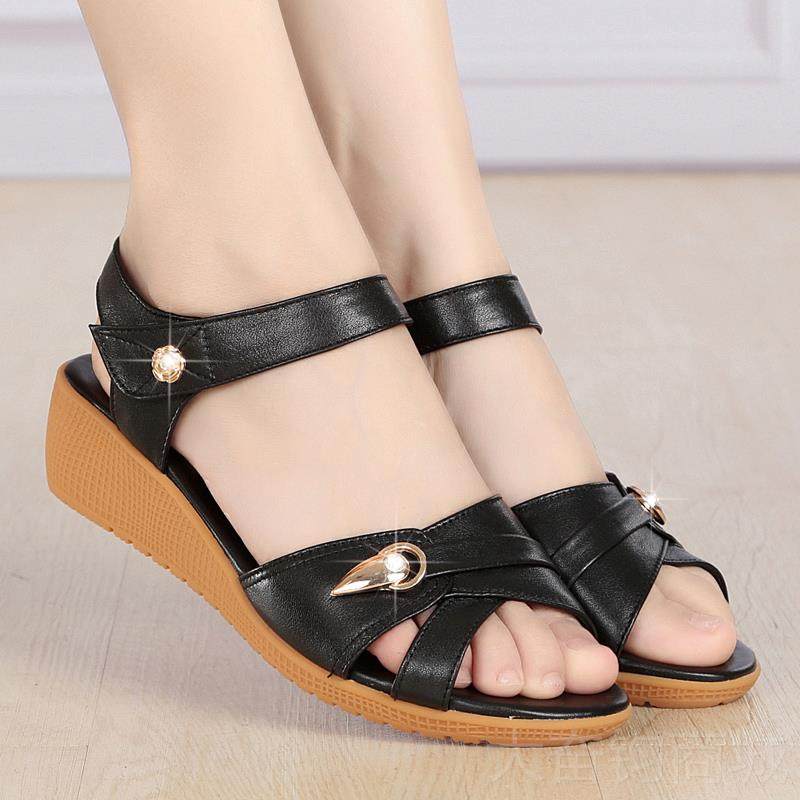 正品夏季真凉鞋皮女女士凉皮鞋坡跟平底中妈妈凉鞋年式皮凉鞋软底,女鞋,时装凉鞋,淘宝优惠券,粉丝福利购,淘宝优惠卷