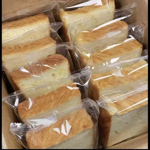 牛乳厚切吐司面包新鲜日