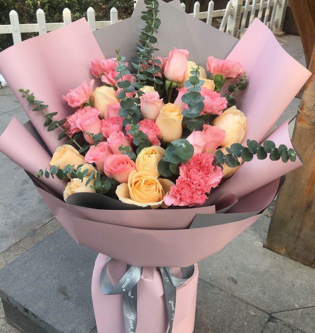 订时尚生日向日葵成都鲜花广州徐州西安同城速递配送红玫瑰康乃馨