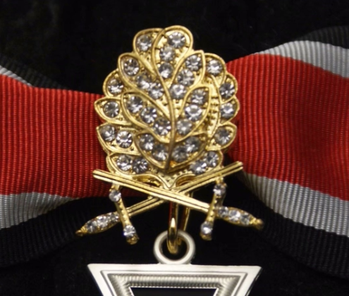 博物馆级别钻石橡叶铁十字勋章