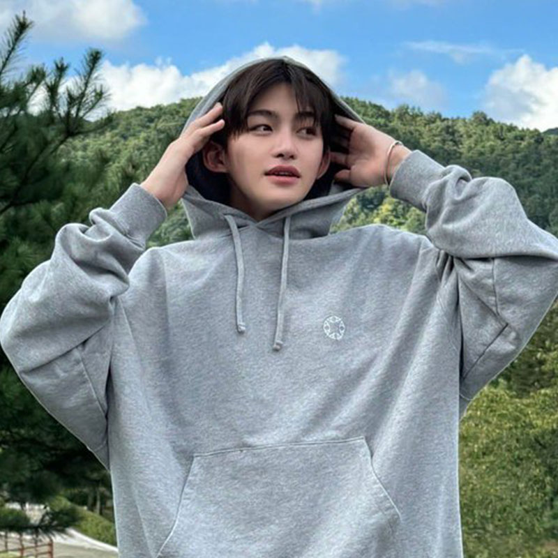 TWS韩志薰同款卫衣服灰色宽松印花薄款加绒套头连帽衫秋冬季上衣