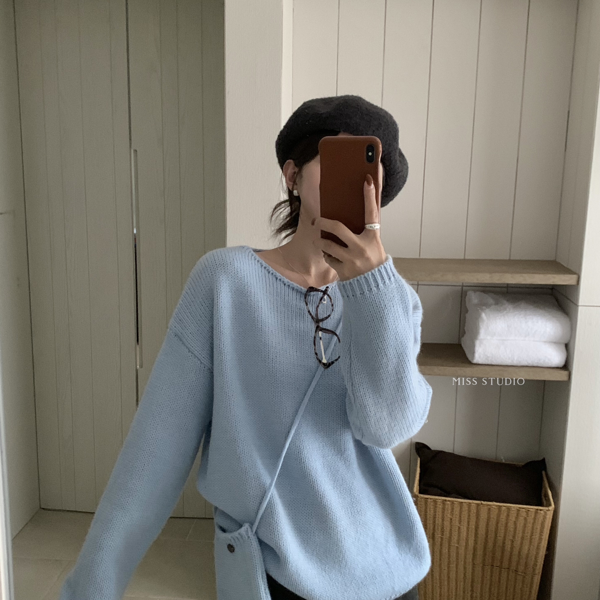 冬天也出彩叒彩色吸睛系列自带搭配get羊毛暖和净版圆领毛衣(配