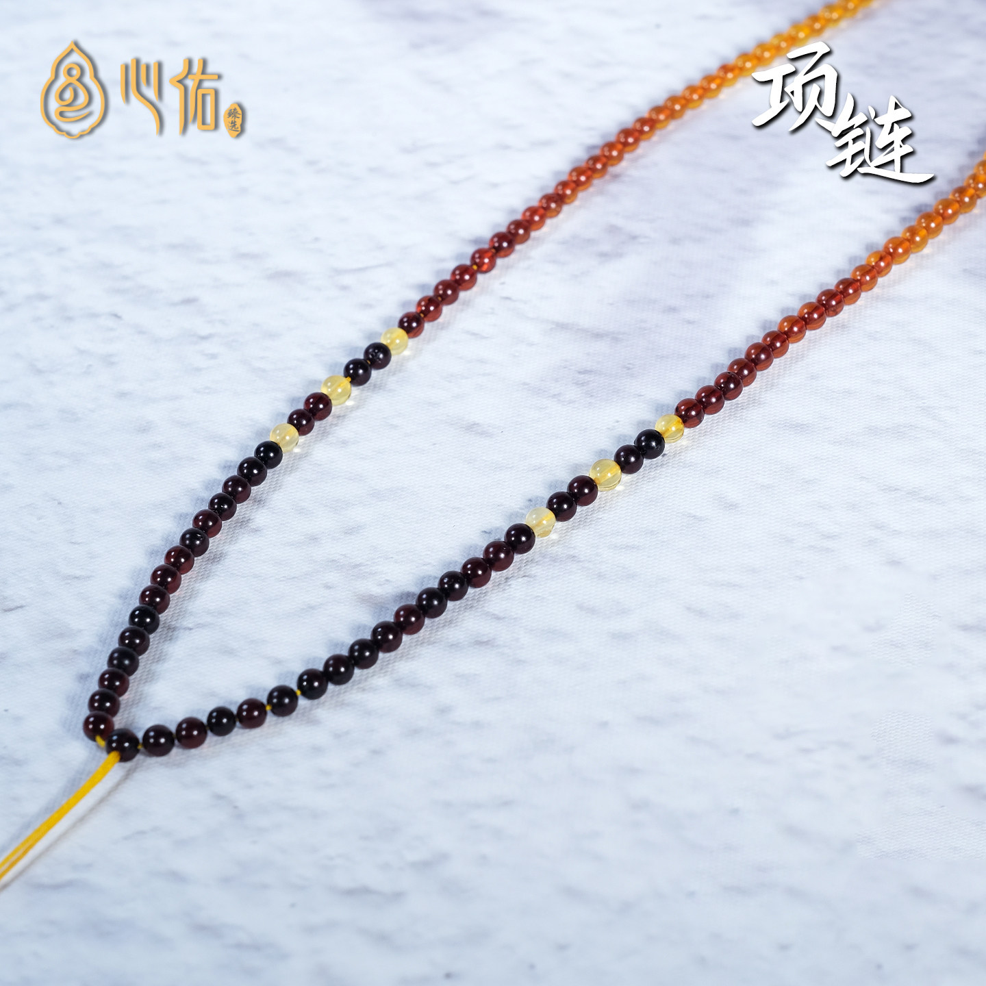 天然真琥珀项链小米珠锁骨链女款金珀血珀蜜蜡手串毛衣链配饰挂绳