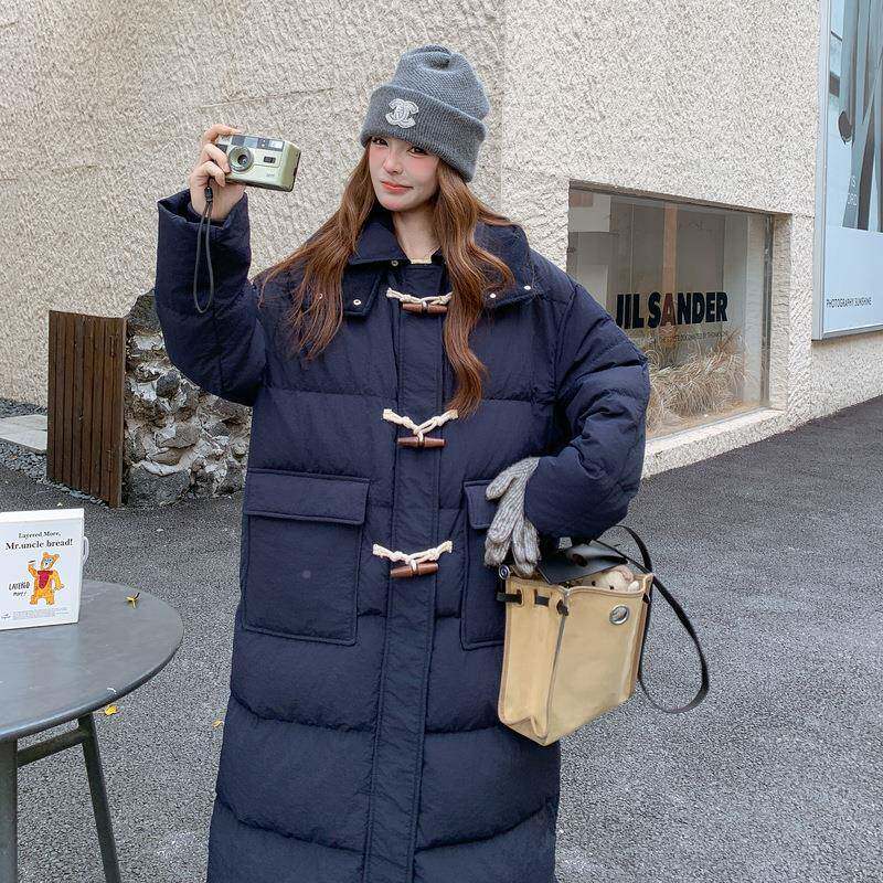 藏B237-253青色牛连角扣帽羽绒服女冬2025新款系松长款白宽鸭韩绒