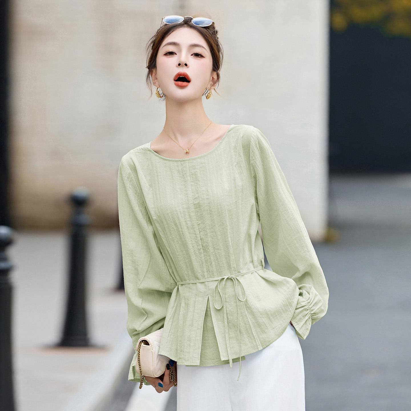长款袖衬衫上衣龄女早秋季2时025年新款尚洋气ZLI2579Y收腰减小个