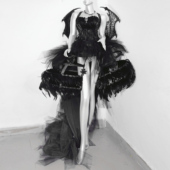 龙骨 TDH原创暗黑哥特花朵装 饰鸟笼裙羽毛胸衣拖尾礼服婚纱连衣裙