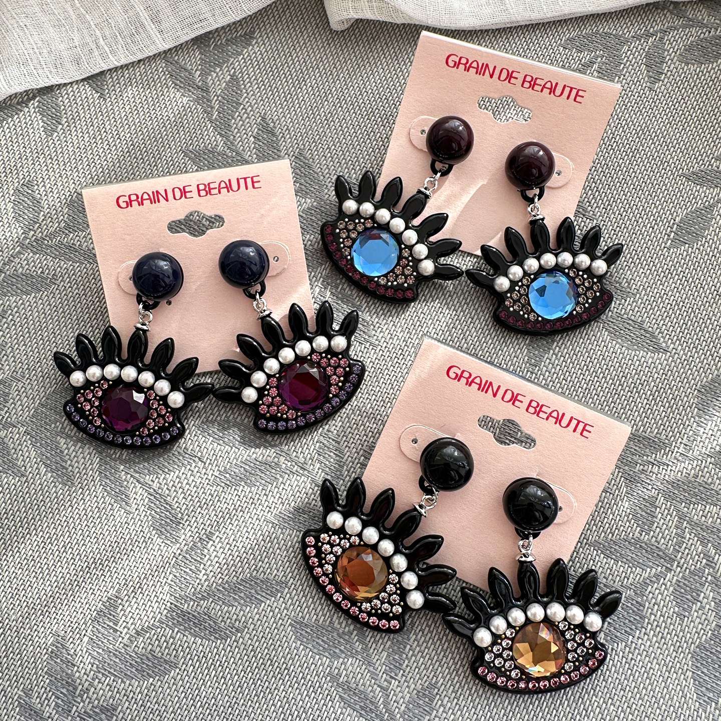 韩国AZNAVOUR/GRAIN de BEAUTE 百搭气质 满钻大眼睛耳钉耳环耳饰,饰品/流行首饰/时尚饰品新,耳钉,淘宝优惠券,粉丝福利购,淘宝优惠卷