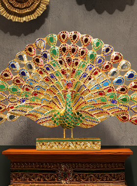 异丽孔雀会所美容院纳福工艺品