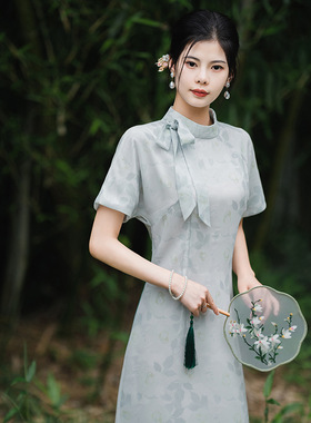 小清新改良旗袍2025新款高端气质气质年轻款优雅小个子连衣裙