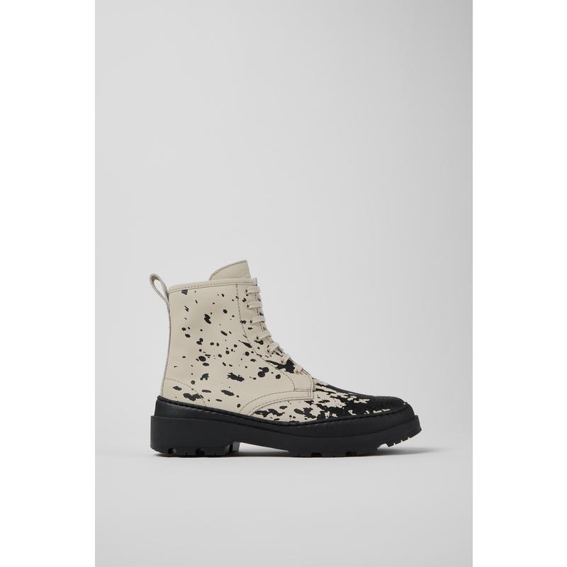 代购Camper女士马丁靴透气轻便耐用防滑黑白斑点系带圆头厚底