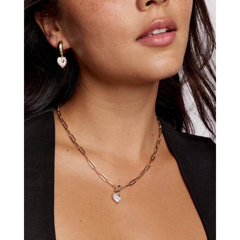 海外代购Kendra Scott(饰品)女士项链金色心形吊坠日常搭配