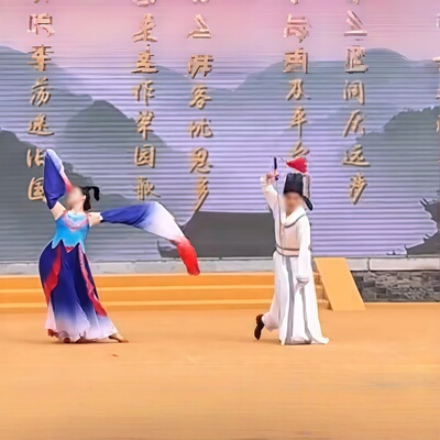 《梁园吟》同款定制服装