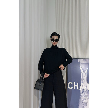 Dan Dan 黑色慵懒风高领长袖毛针织衫女 领口打褶时尚上衣