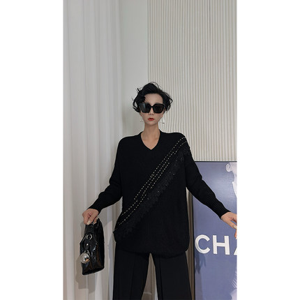 Dan Dan 黑色拼接斜排流苏长袖毛衣女