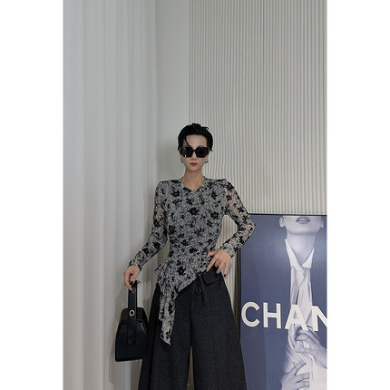 Dan Dan 植绒工艺 扎染长袖T恤女 下摆不规则花色上衣