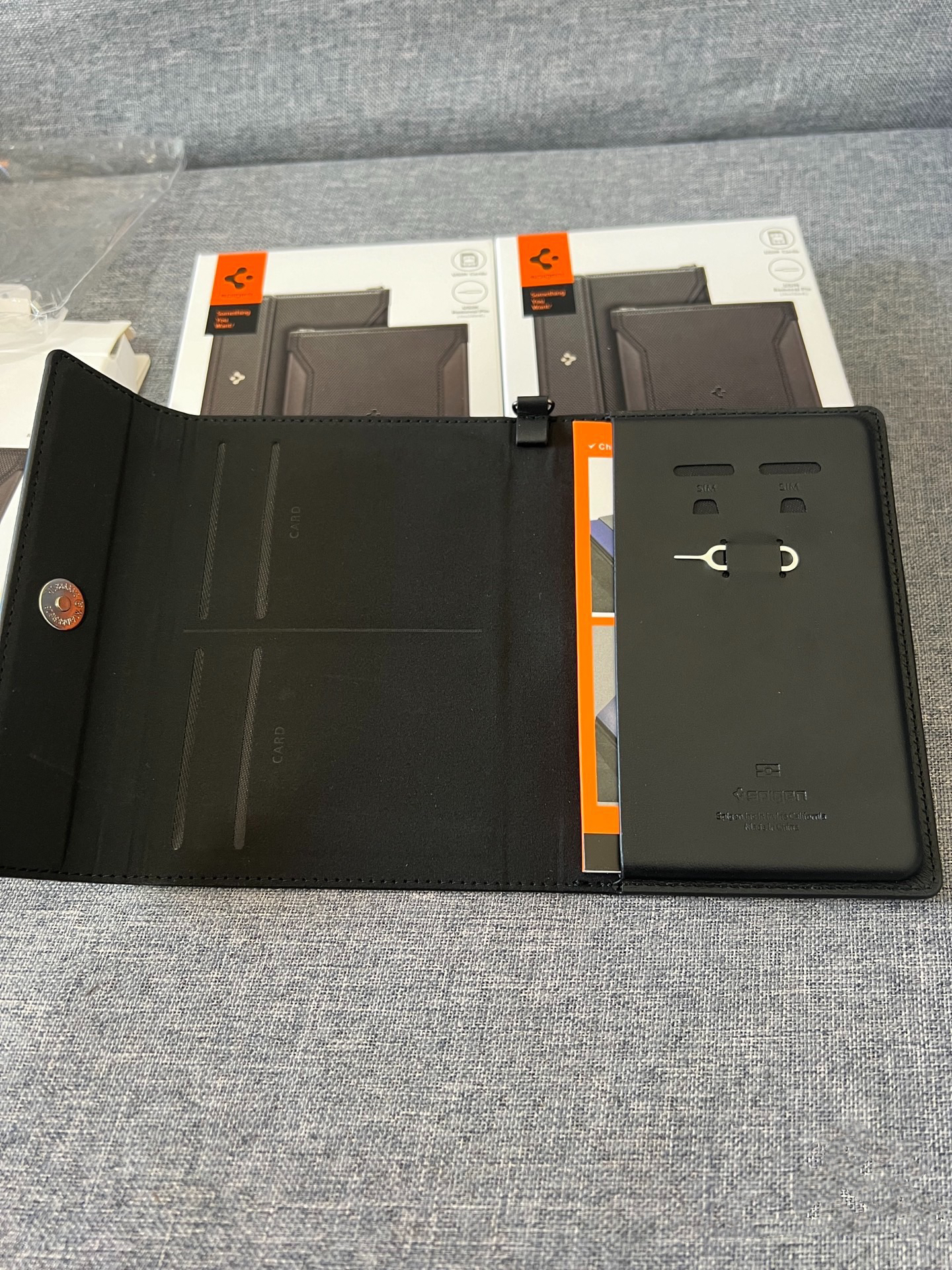 Spigen护照包证件卡包RFID防盗刷多功能护照夹 出国旅行机票夹