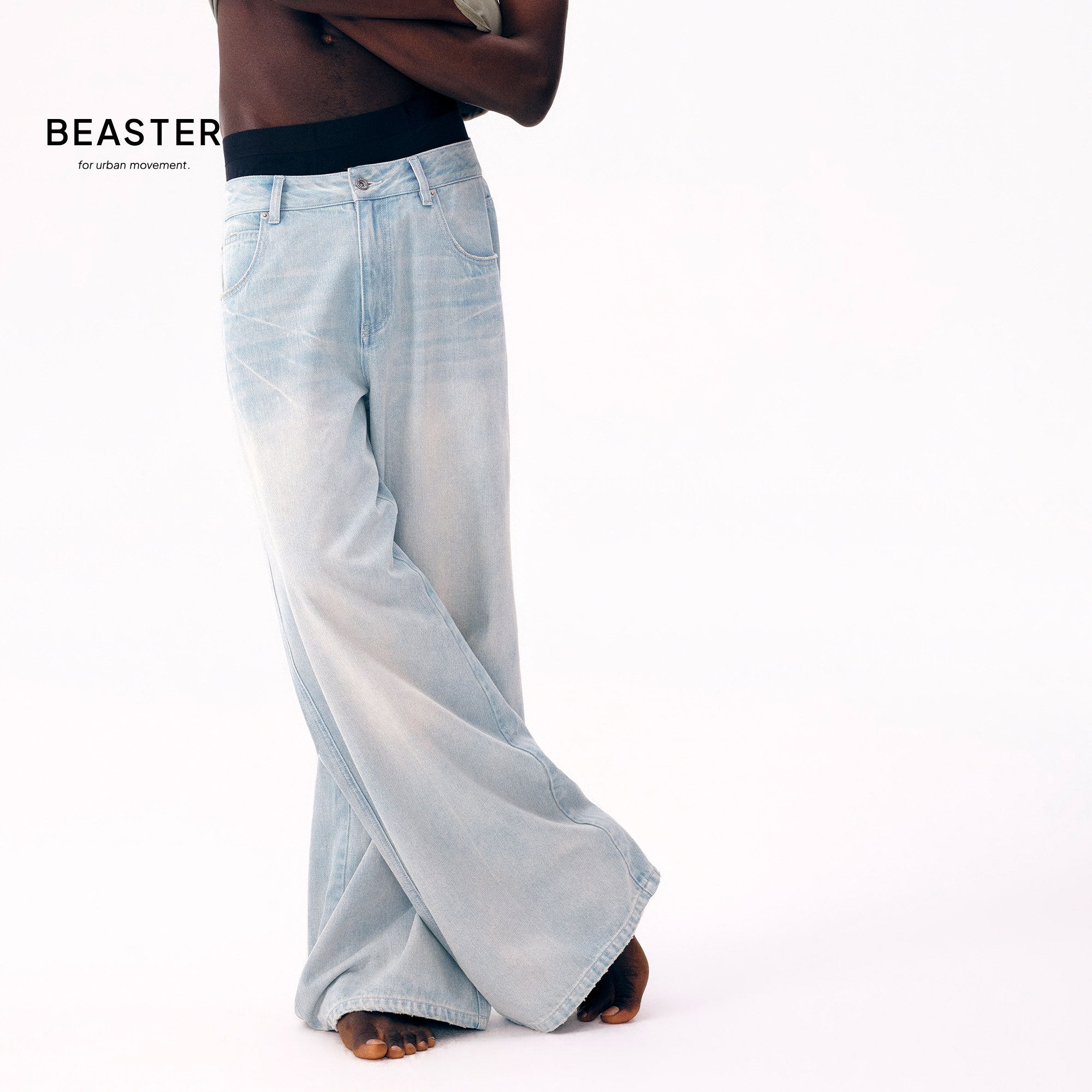 BEASTER「土耳其进口」浅蓝水洗猫须闪电直筒牛仔长裤*942图片