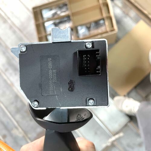 3735035-2000-DY789适配解放J7雨刮变光开关组合开关3735040A2000