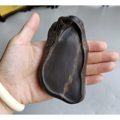 手工雕端砚台 端砚之首 老坑《福豆》端砚手把件 11x6x2cm