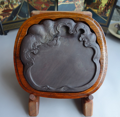 手工雕特价 上三坑麻子坑“荷塘清趣”端砚台 13cmx12.5cmx2cm