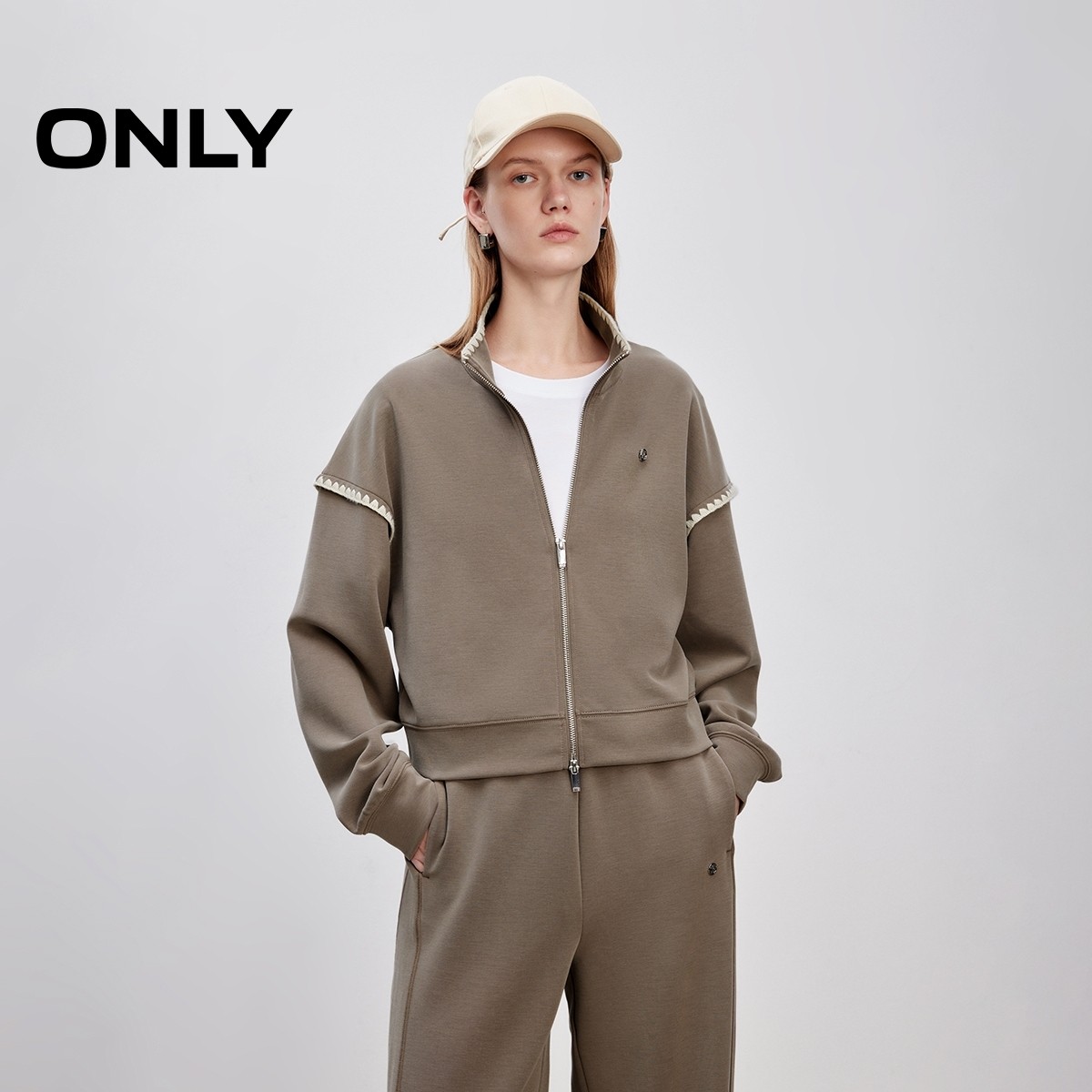 ONLY2025冬新款撞色锁边设计落肩开衫立领短款卫衣女|12539R019,女装/女士精品,卫衣/绒衫,淘宝优惠券,粉丝福利购,淘宝优惠卷