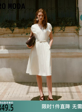 Vero Moda连衣裙2025冬新款纯棉V领腰带装饰纯色伞摆32537A015