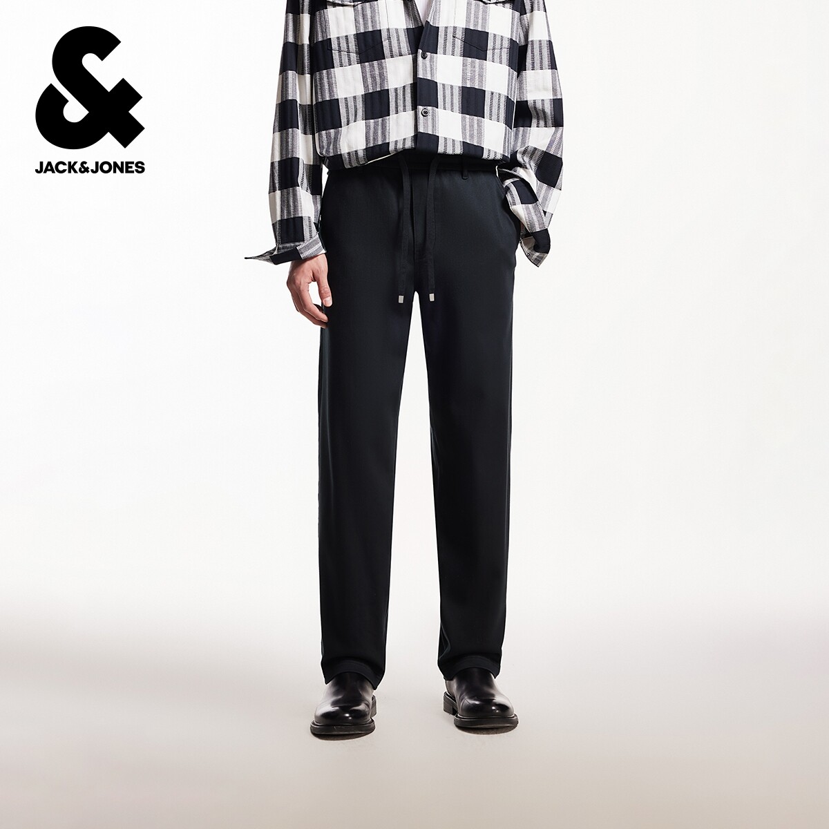 杰克琼斯冬季宽松直筒时尚潮流松紧抽绳腰头双侧插袋款休闲裤男装