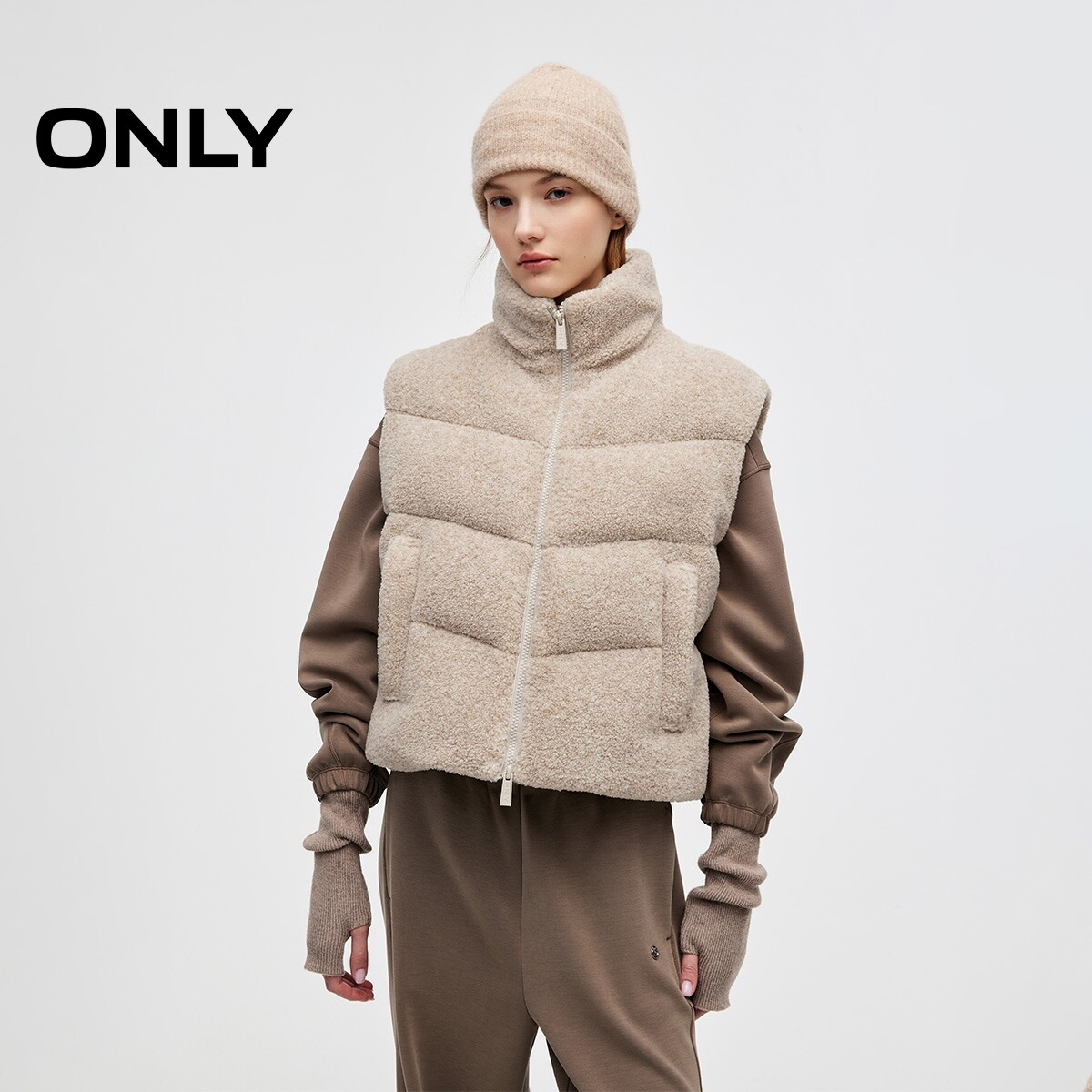 ONLY2025冬季新款蓬松保暖毛绒立领短款马甲羽绒服女|125452001