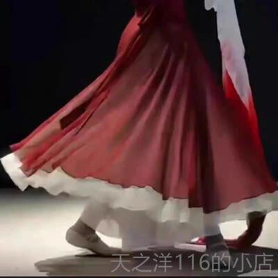 正品儿童光亮蹈服芷万潼同舞演出服红色古款典舞扇子舞开场舞疆表