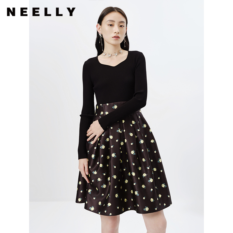NEELLY纳俪秋冬新款针织拼接连衣裙女韩版碎花A字中长款打底裙