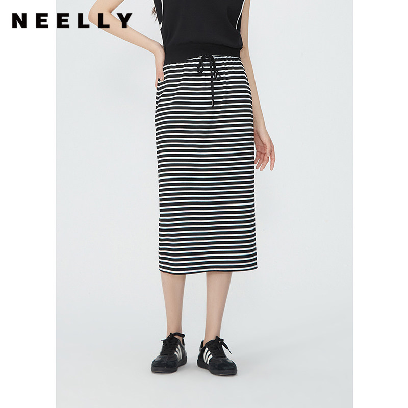 NEELLY纳俪商场同款夏季新款黑白条纹后开叉半身裙女时尚修身长裙