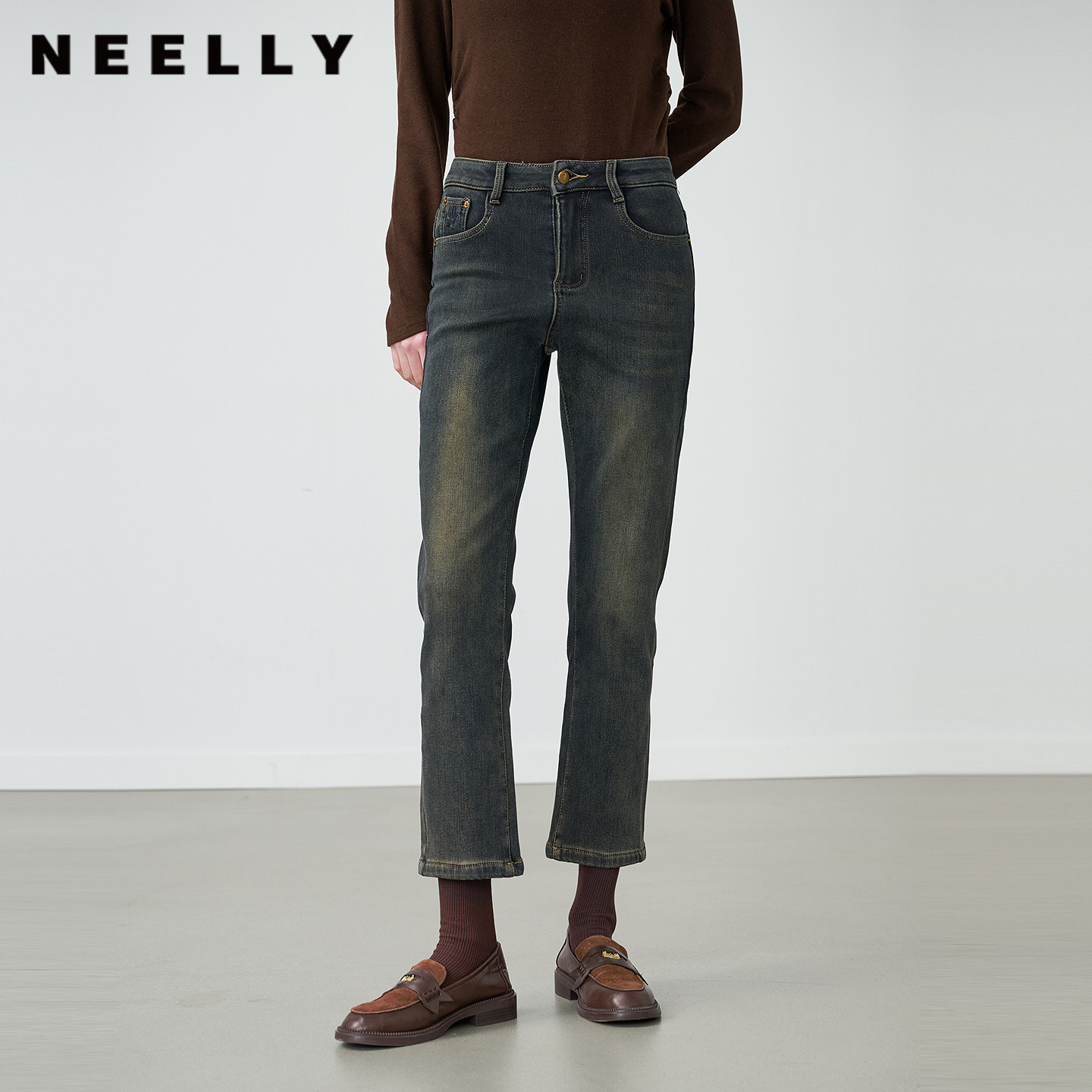 NEELLY纳俪商场同款冬季新款时尚休闲百搭直筒裤女显瘦舒适小脚裤