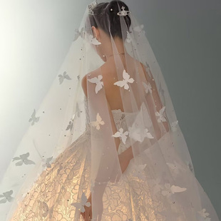 新款蝴蝶珍珠新娘头纱长款拖尾婚纱摄影道具森系订婚主纱头饰造型
